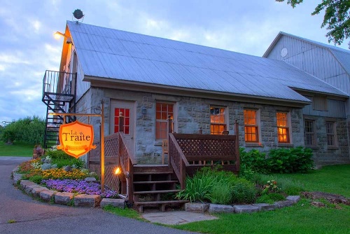 Manoir d'Youville image 7